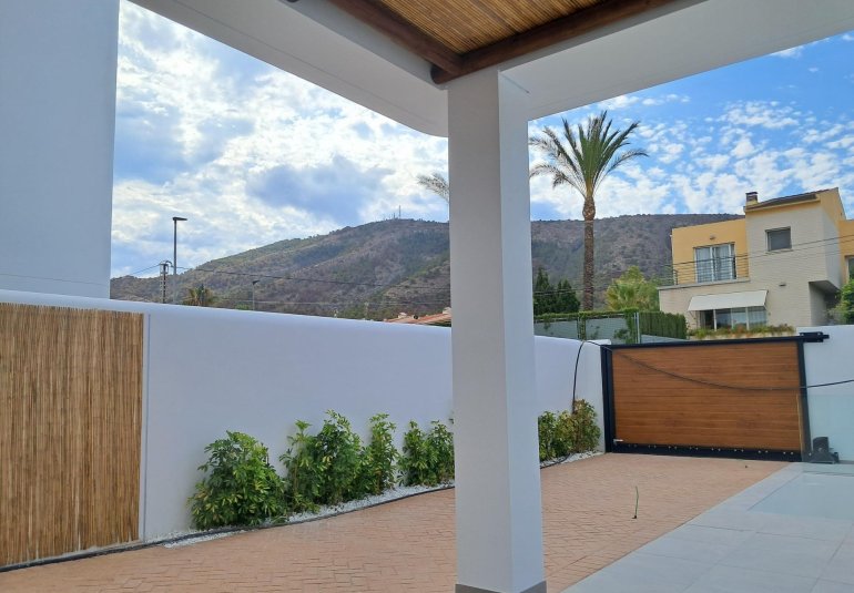 Obra nueva - Villa -
Alfas del Pí - El Albir