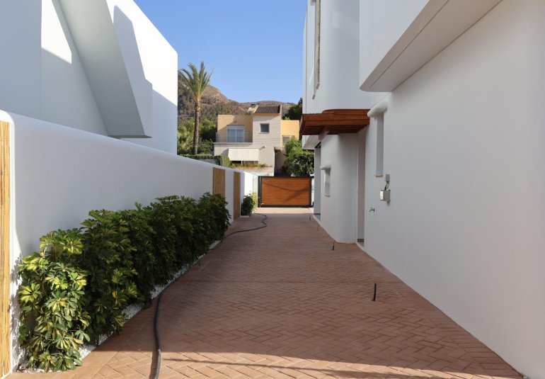 Obra nueva - Villa -
Alfas del Pí - El Albir