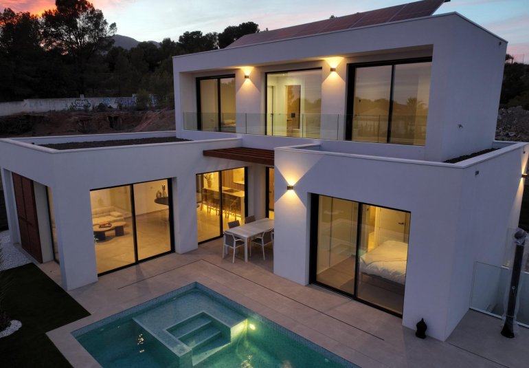Obra nueva - Villa -
Alfas del Pí - Escandinavia