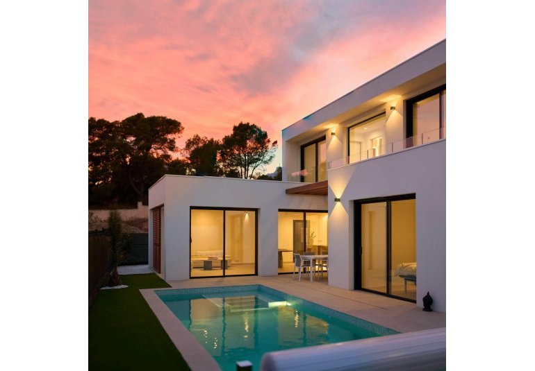 Obra nueva - Villa -
Alfas del Pí - Escandinavia