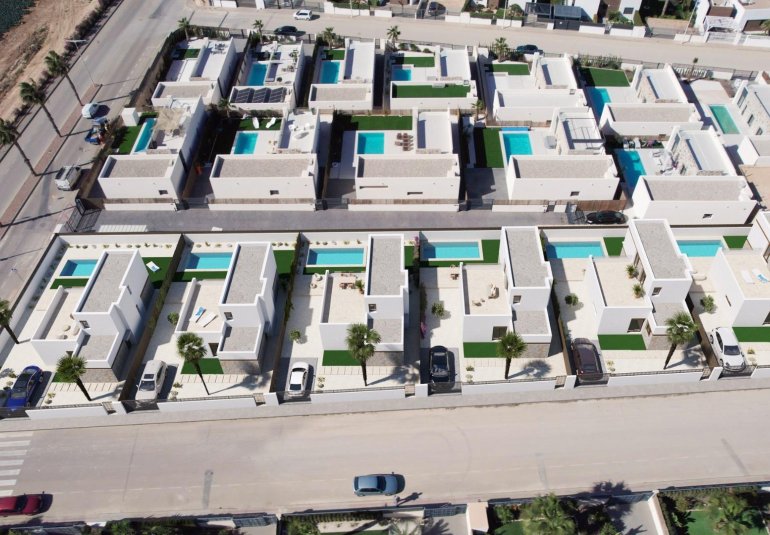 Obra nueva - Villa -
Algorfa - La finca golf