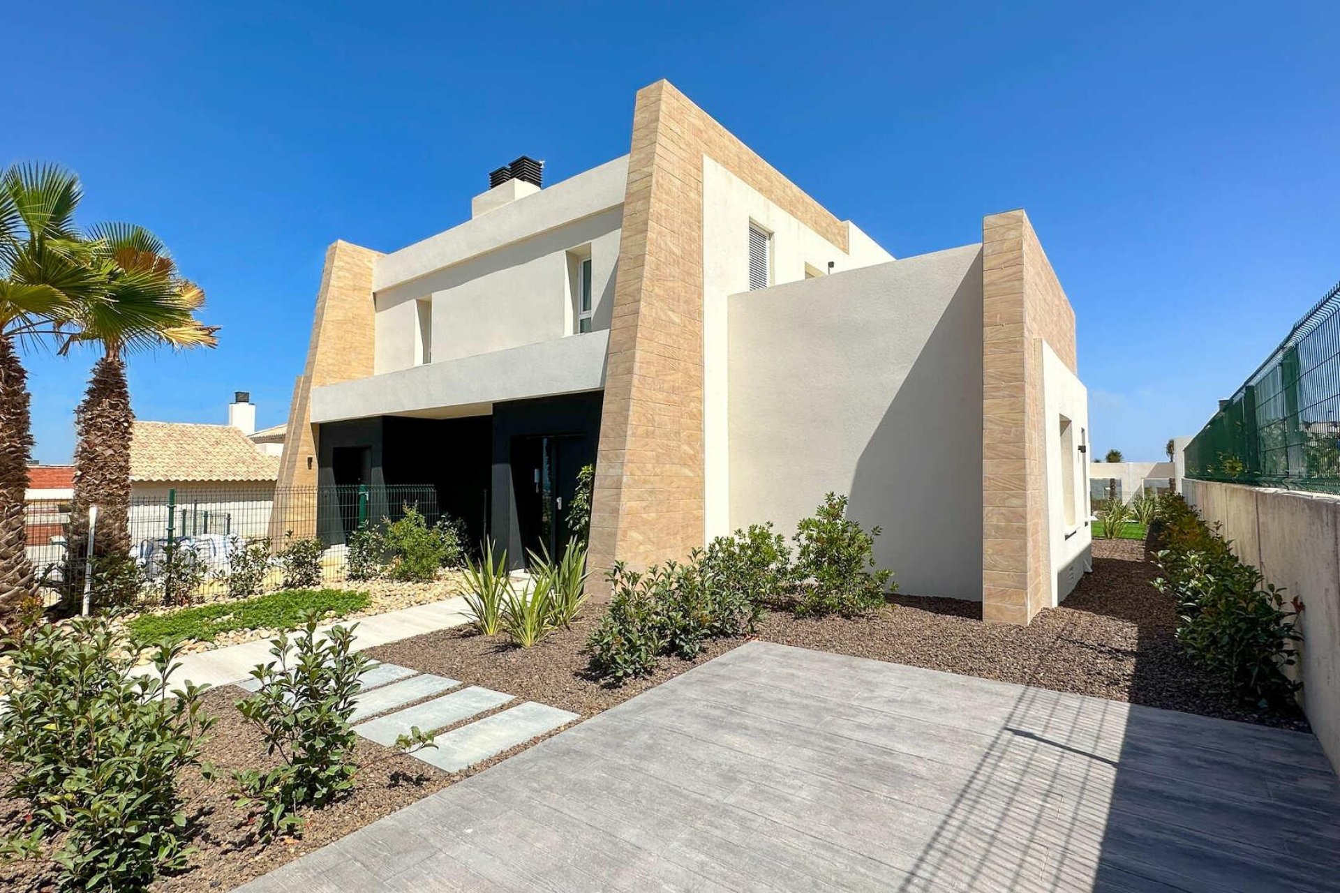 Obra nueva - Villa -
Algorfa - La finca golf