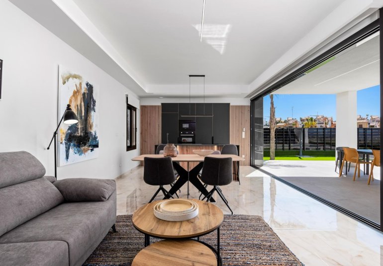 Obra nueva - Villa -
Algorfa - La finca golf