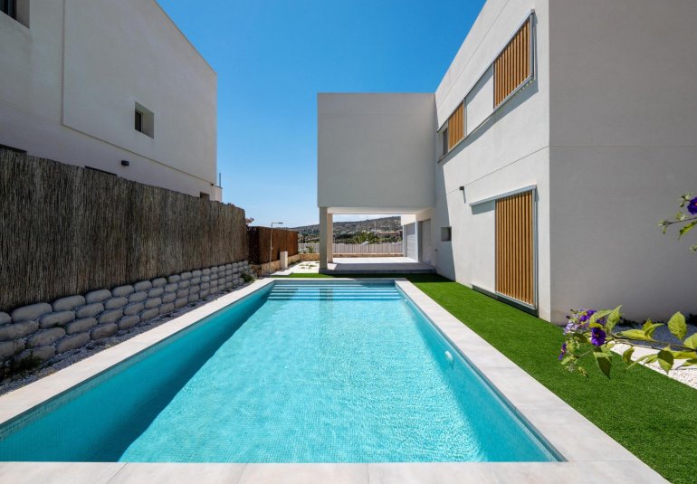 Obra nueva - Villa -
Algorfa - La finca golf