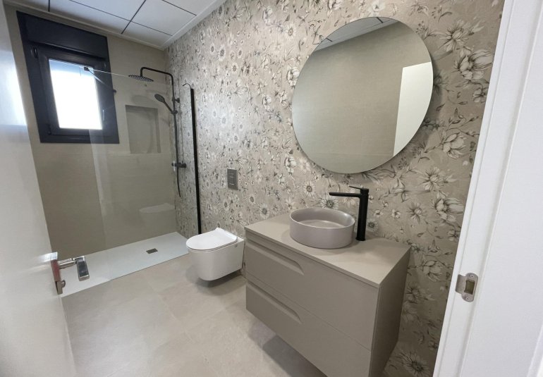 Obra nueva - Villa -
Almoradí - Heredades