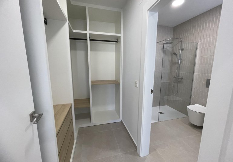 Obra nueva - Villa -
Almoradí - Heredades