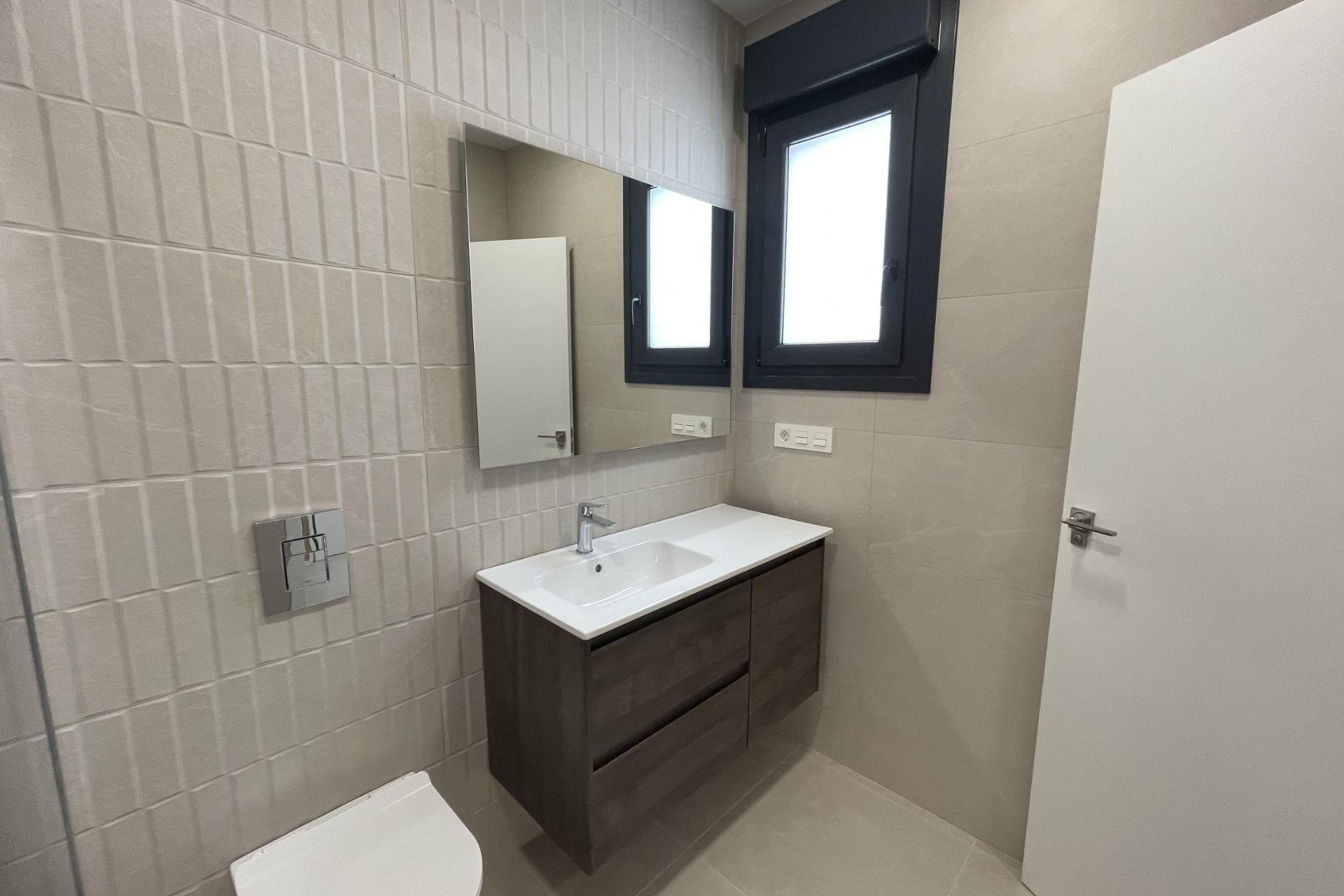 Obra nueva - Villa -
Almoradí - Heredades