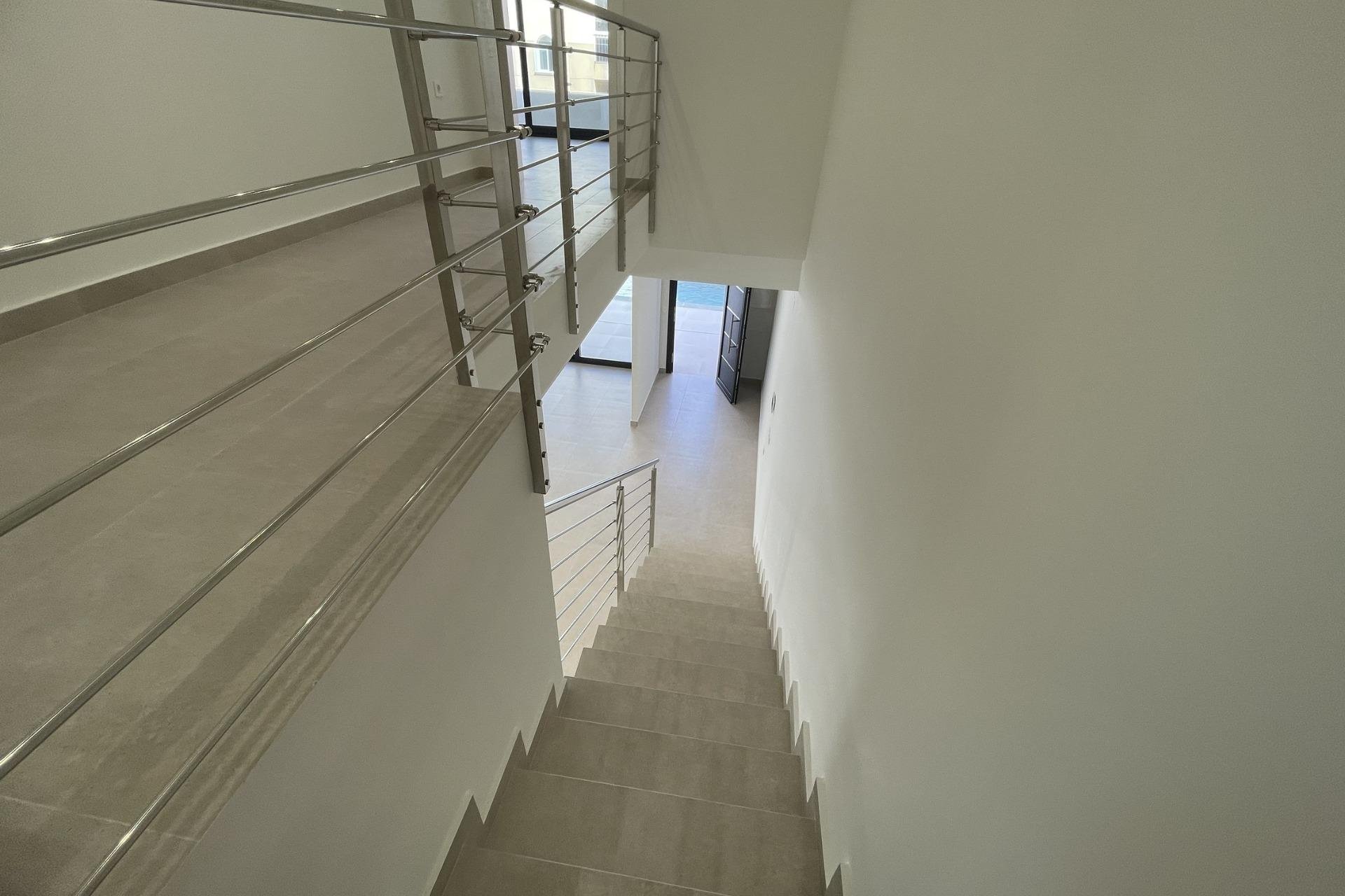 Obra nueva - Villa -
Almoradí - Heredades