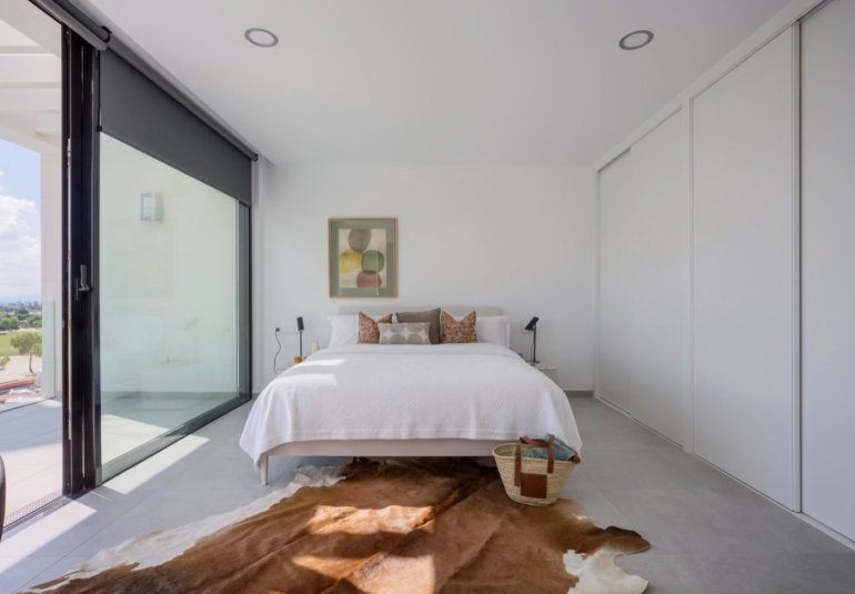 Obra nueva - Villa -
BAÑOS Y MENDIGO - Altaona Golf
