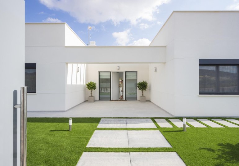 Obra nueva - Villa -
BAÑOS Y MENDIGO - Altaona Golf