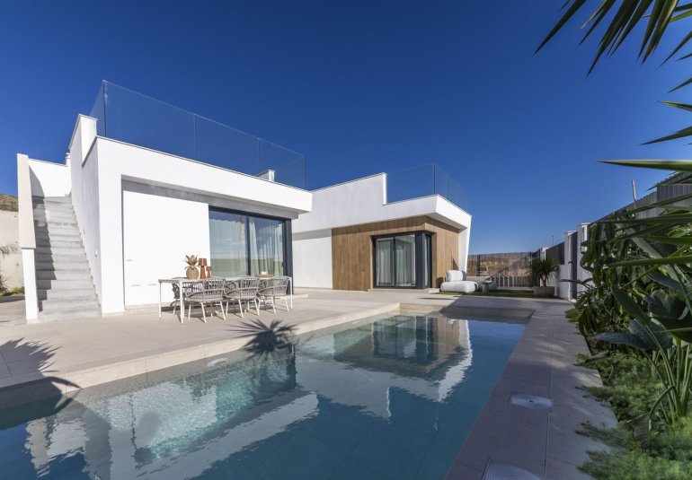 Obra nueva - Villa -
BAÑOS Y MENDIGO - Altaona Golf