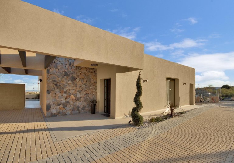 Obra nueva - Villa -
BAÑOS Y MENDIGO - Altaona Golf