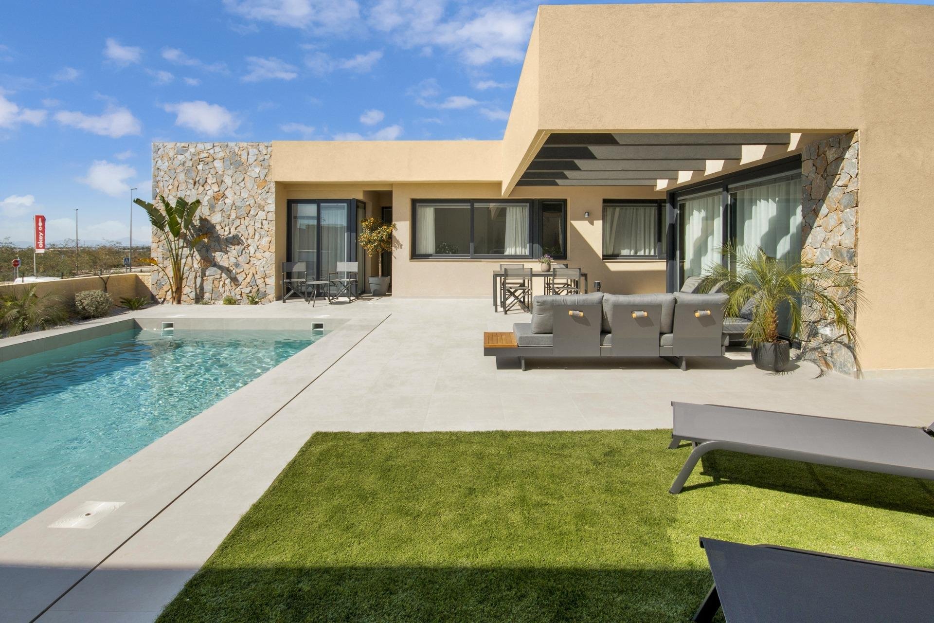 Obra nueva - Villa -
BAÑOS Y MENDIGO - Altaona Golf