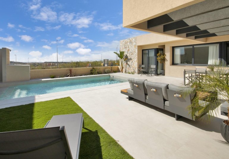 Obra nueva - Villa -
BAÑOS Y MENDIGO - Altaona Golf