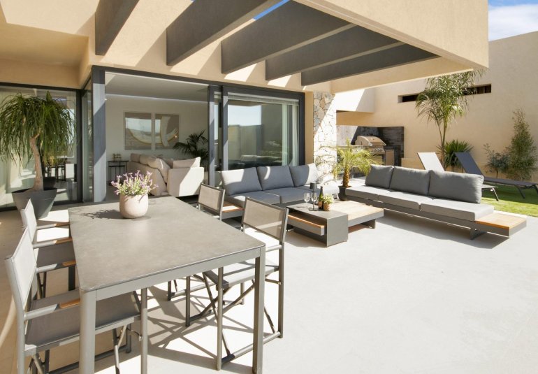 Obra nueva - Villa -
BAÑOS Y MENDIGO - Altaona Golf