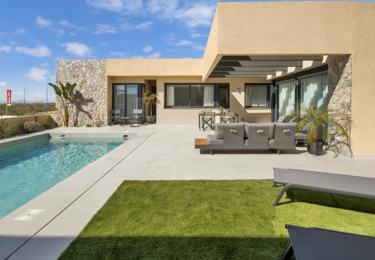 Obra nueva - Villa -
BAÑOS Y MENDIGO - Altaona Golf