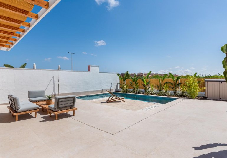 Obra nueva - Villa -
Benijofar - Centro