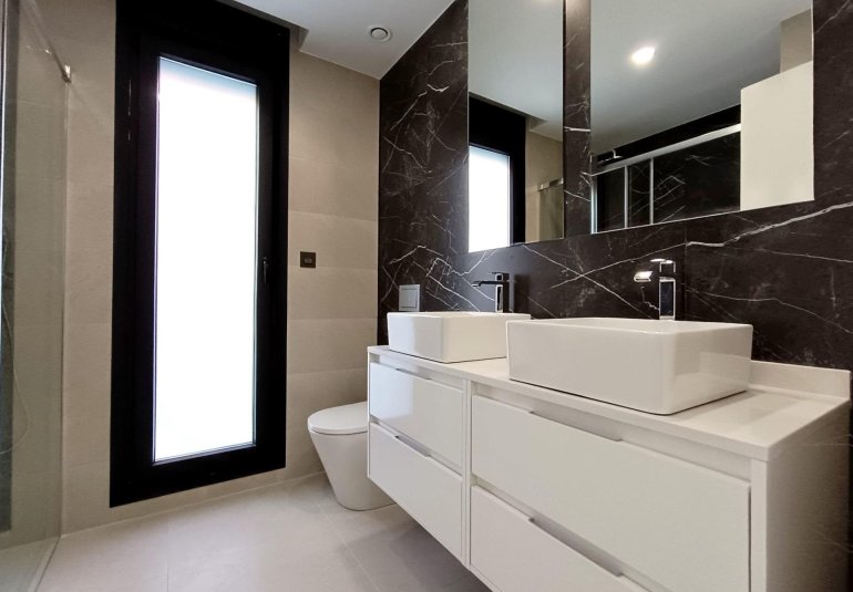 Obra nueva - Villa -
Benijofar - Pueblo