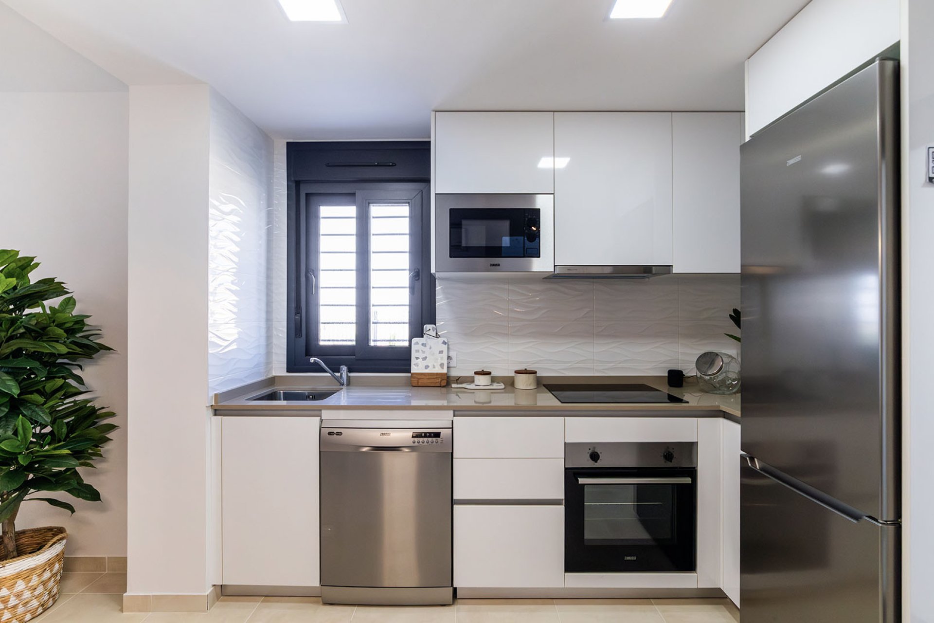 Obra nueva - Villa -
Busot - Spain