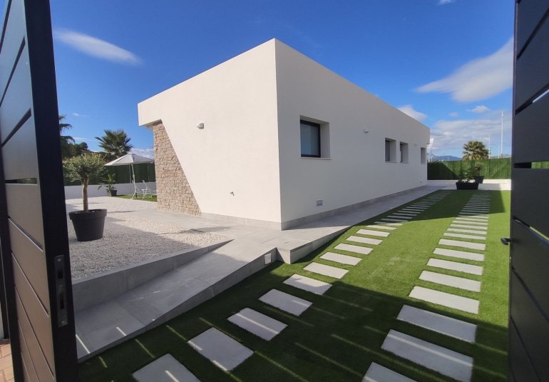 Obra nueva - Villa -
Calasparra - Coto riñales