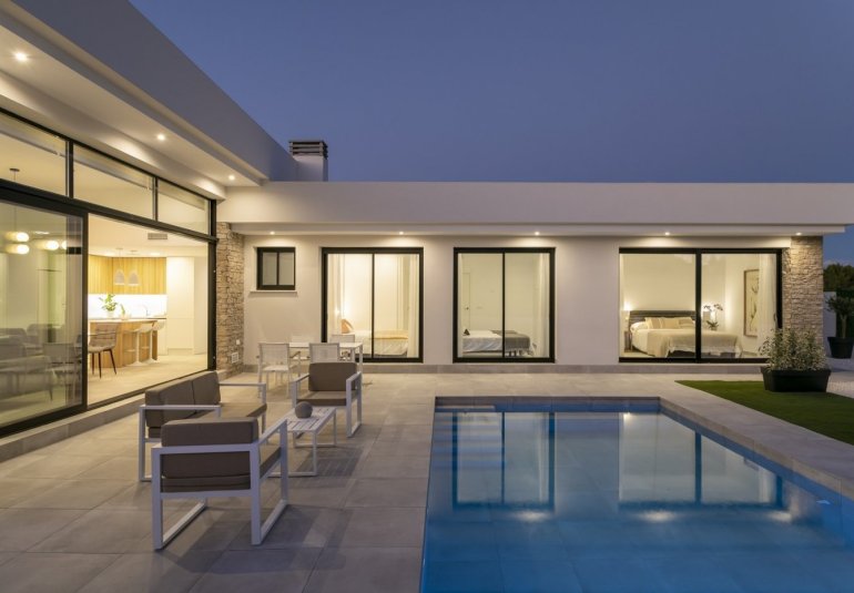 Obra nueva - Villa -
Calasparra - Coto riñales