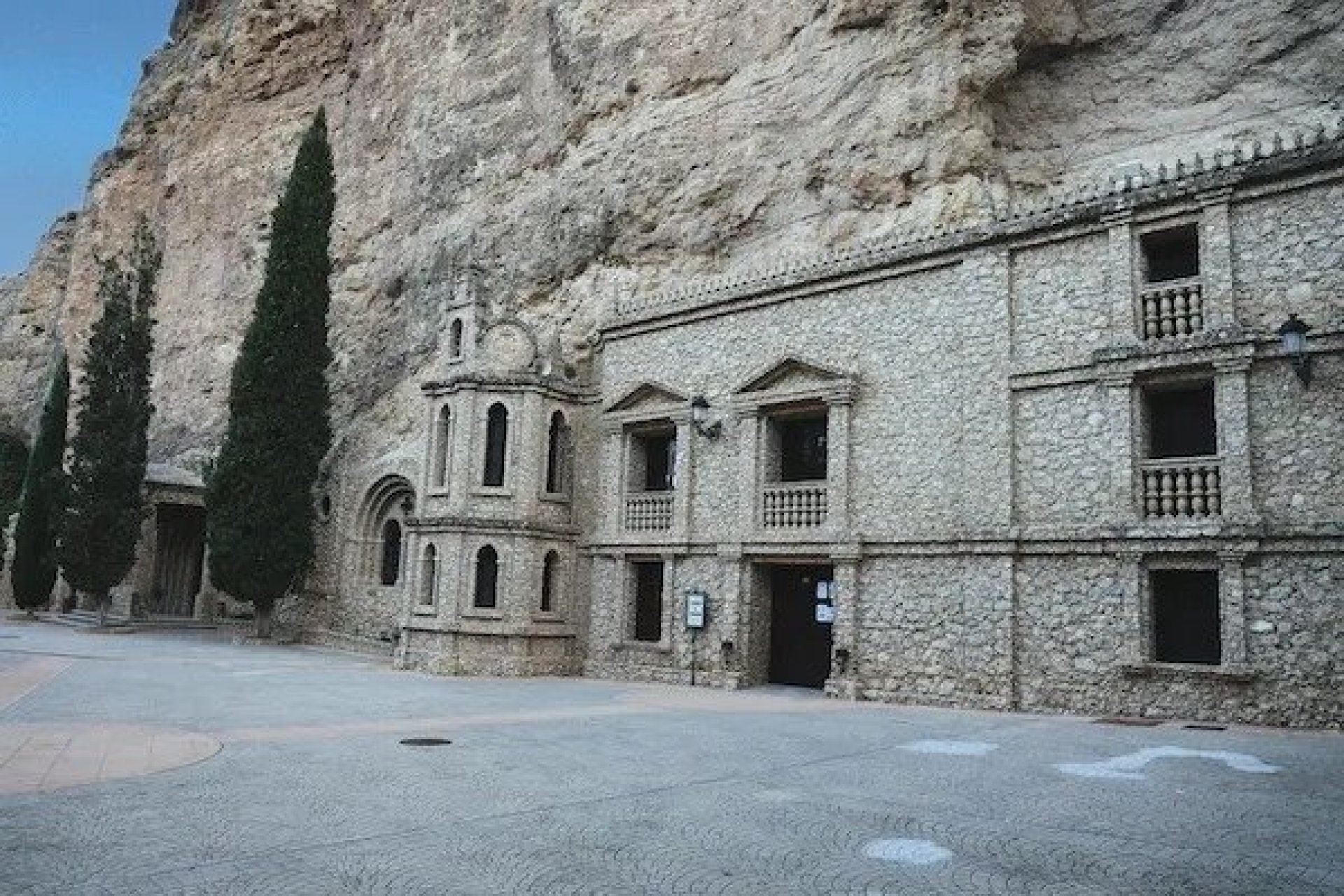 Obra nueva - Villa -
Calasparra - Coto riñales