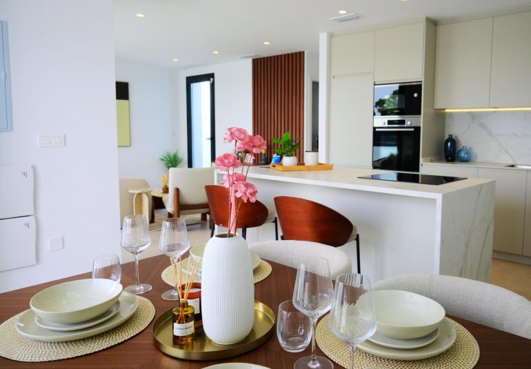 Obra nueva - Villa -
Dolores - polideportivo