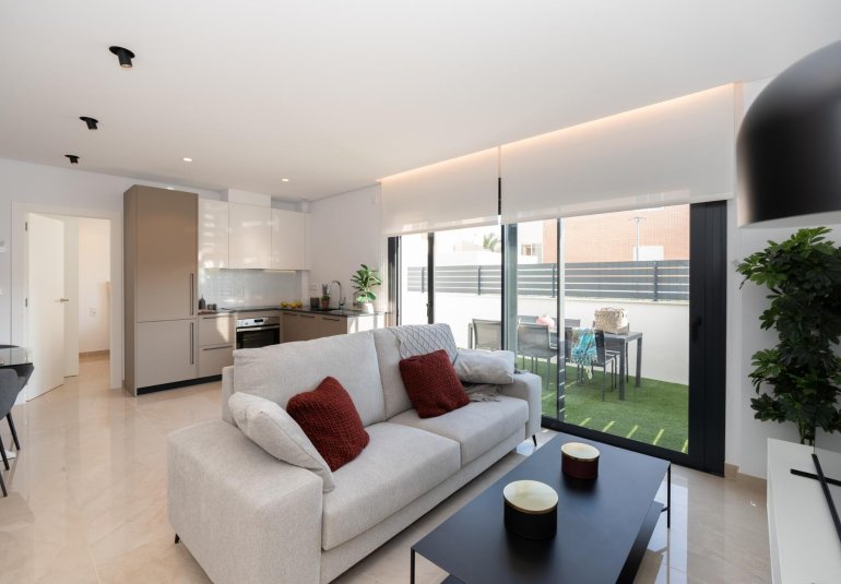 Obra nueva - Villa -
La Marina - El pinet