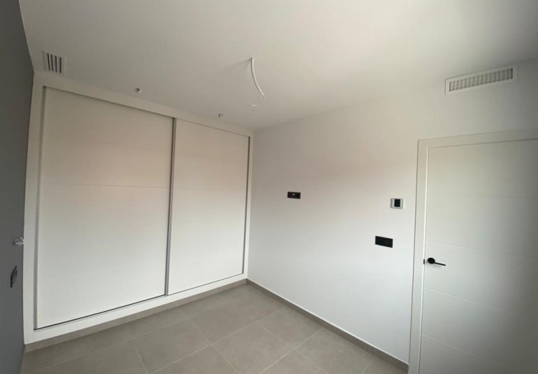 Obra nueva - Villa -
Los Alcázares - La Concha