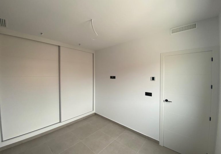 Obra nueva - Villa -
Los Alcázares - La Concha