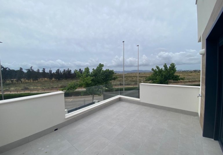 Obra nueva - Villa -
Los Alcázares - La Concha