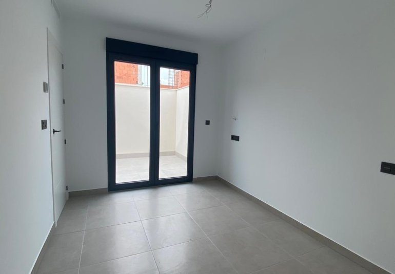 Obra nueva - Villa -
Los Alcázares - La Concha
