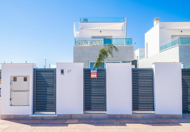 Obra nueva - Villa -
Los Alcázares - Torre del Rame