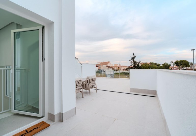 Obra nueva - Villa -
Los Alcázares - Torre del Rame