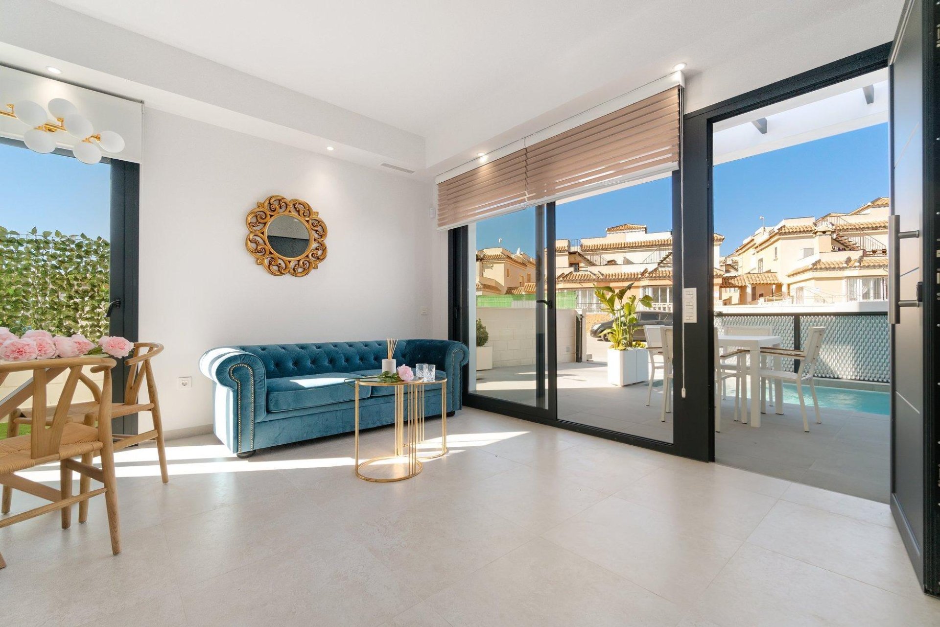 Obra nueva - Villa -
Los Montesinos - La herrada