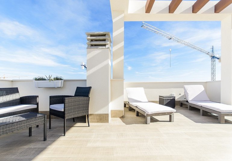 Obra nueva - Villa -
Los Montesinos - La herrada