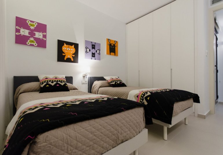 Obra nueva - Villa -
Orihuela Costa - Campoamor