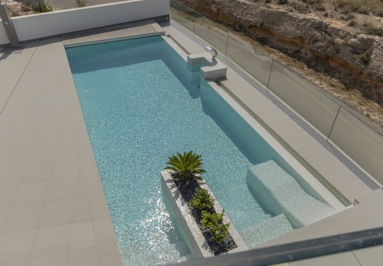 Obra nueva - Villa -
Orihuela Costa - Campoamor