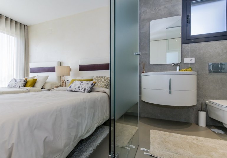 Obra nueva - Villa -
Orihuela Costa - Campoamor