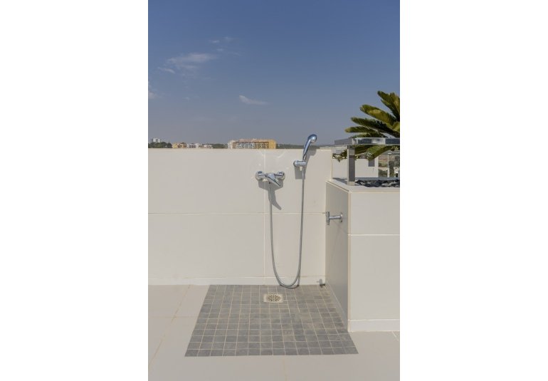 Obra nueva - Villa -
Orihuela Costa - Campoamor