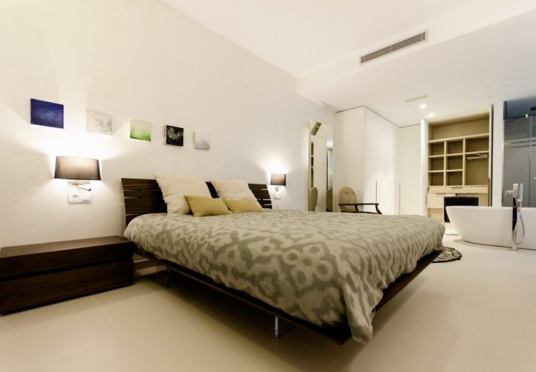 Obra nueva - Villa -
Orihuela Costa - Campoamor