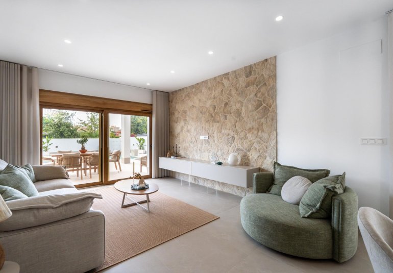 Obra nueva - Villa -
Orihuela Costa - Campoamor