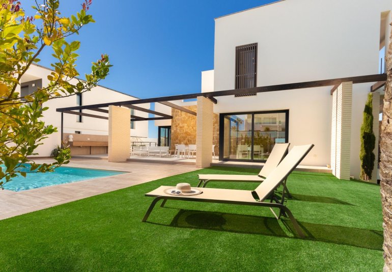 Obra nueva - Villa -
Orihuela Costa - Campoamor