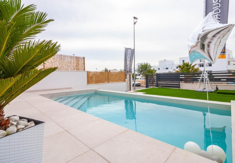 Obra nueva - Villa -
Orihuela Costa - PAU 8