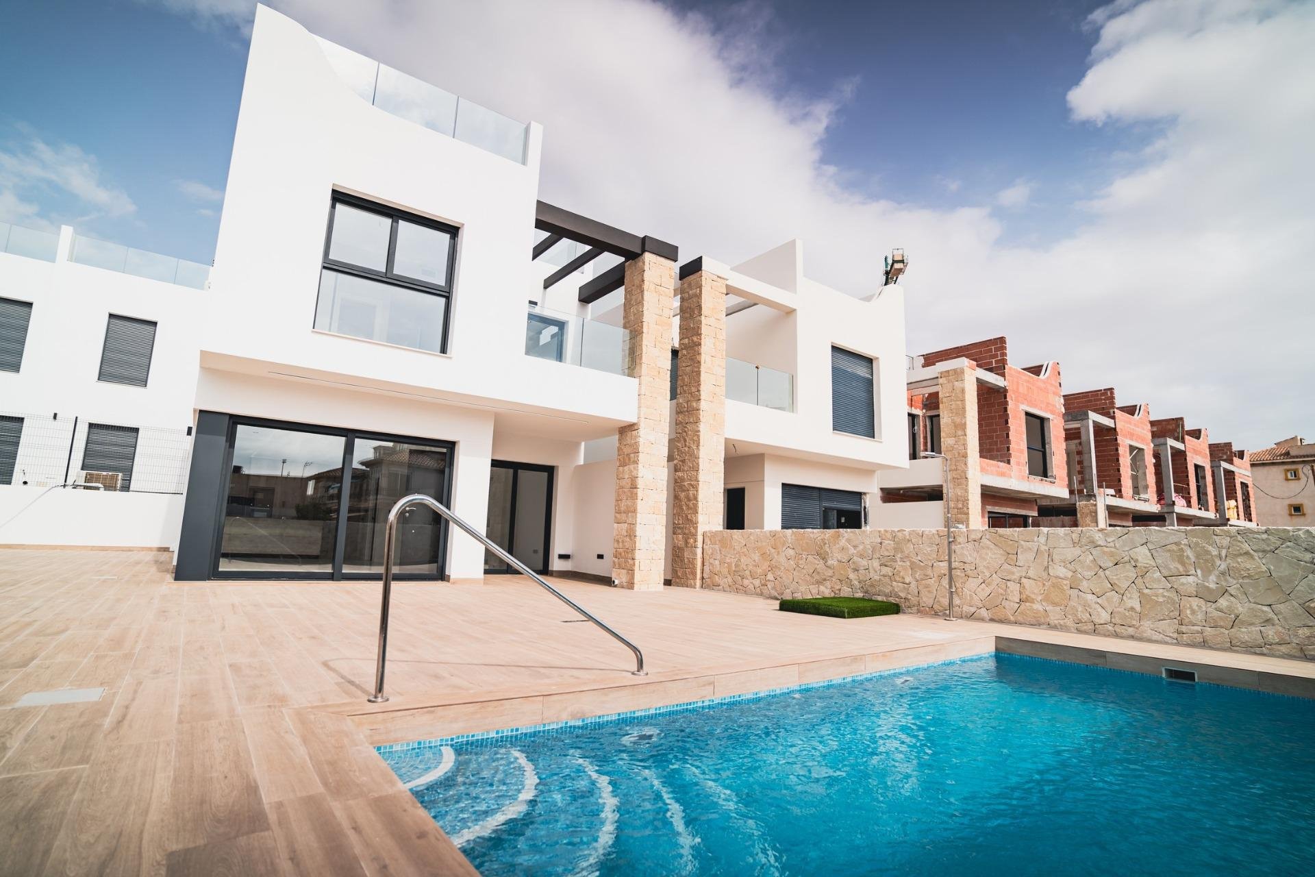 Obra nueva - Villa -
Orihuela Costa - Punta Prima