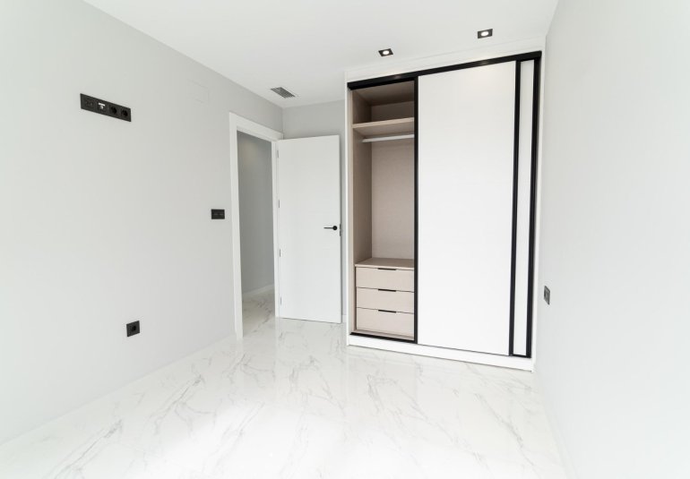 Obra nueva - Villa -
Orihuela Costa - Punta Prima