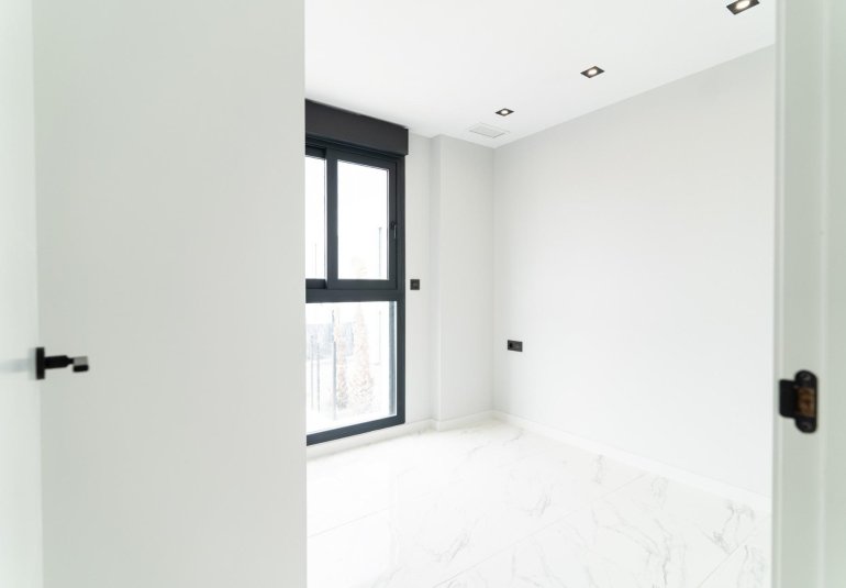 Obra nueva - Villa -
Orihuela Costa - Punta Prima