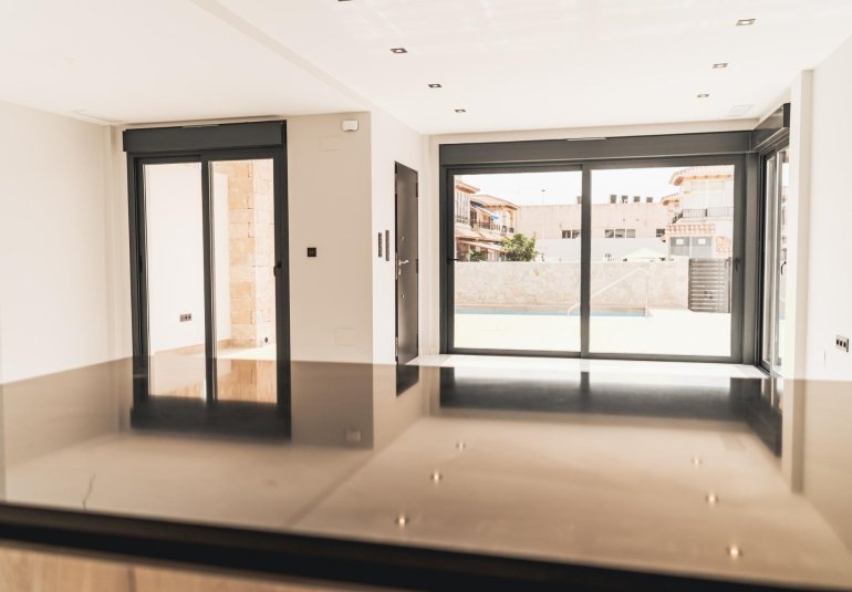 Obra nueva - Villa -
Orihuela Costa - Punta Prima
