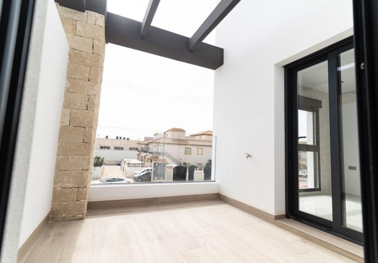 Obra nueva - Villa -
Orihuela Costa - Punta Prima