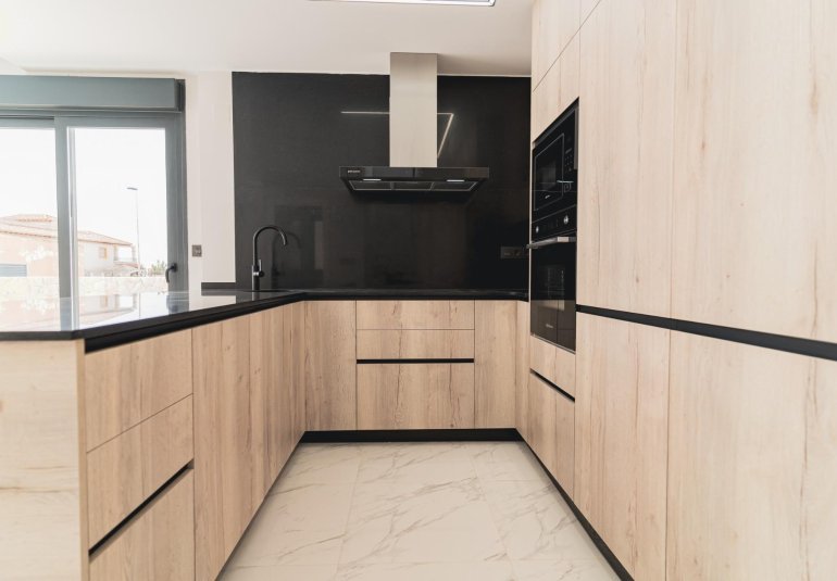 Obra nueva - Villa -
Orihuela Costa - Punta Prima